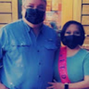 Meet your Posher, Gloria